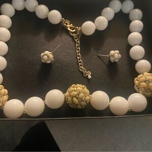 Elegant White Beaded Necklace with Gold Accent Beads and Matching Stud Earrings